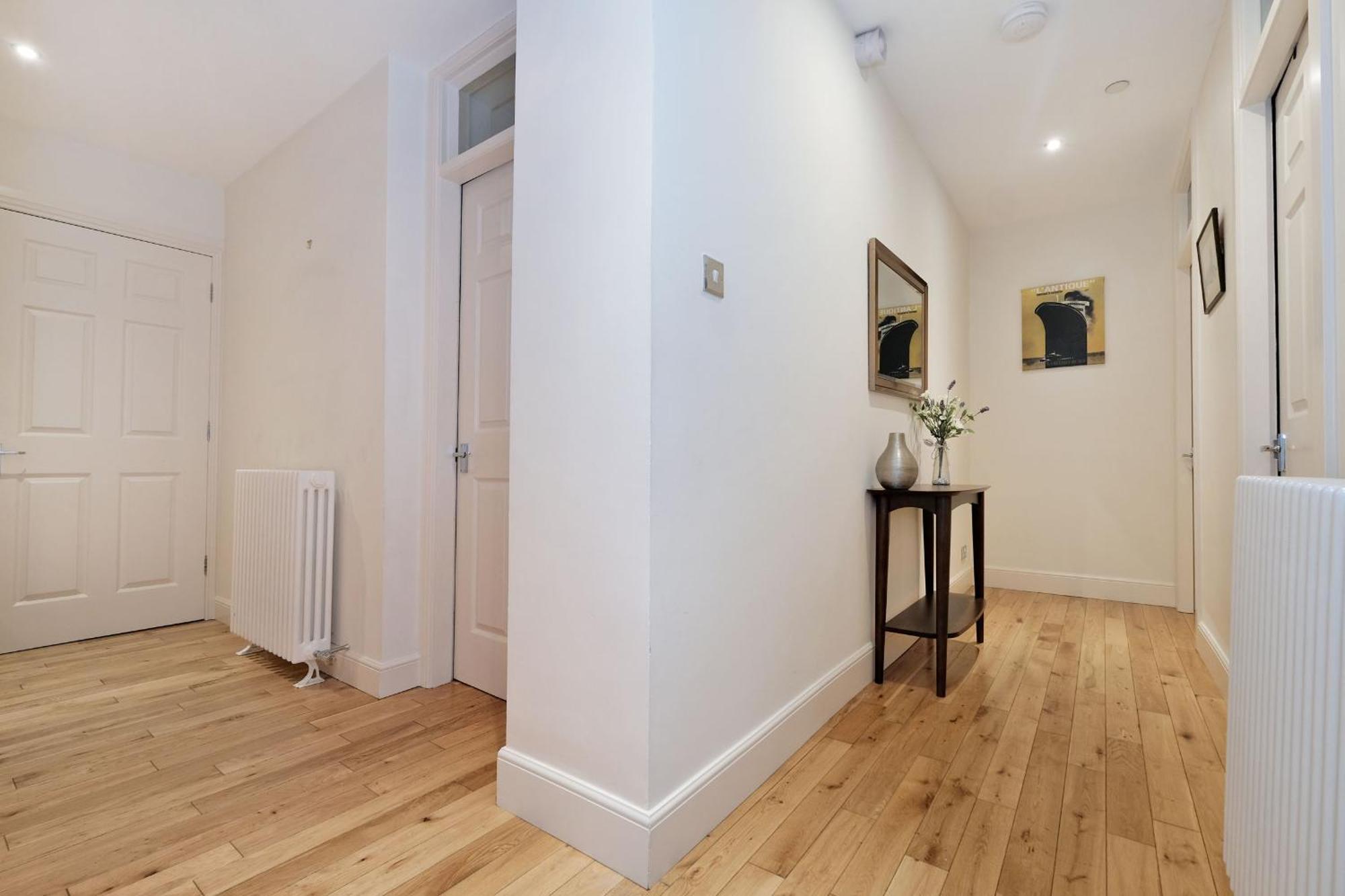 One Of A Kind Historic 3 Bedroom Apartment Aberdeen Ngoại thất bức ảnh