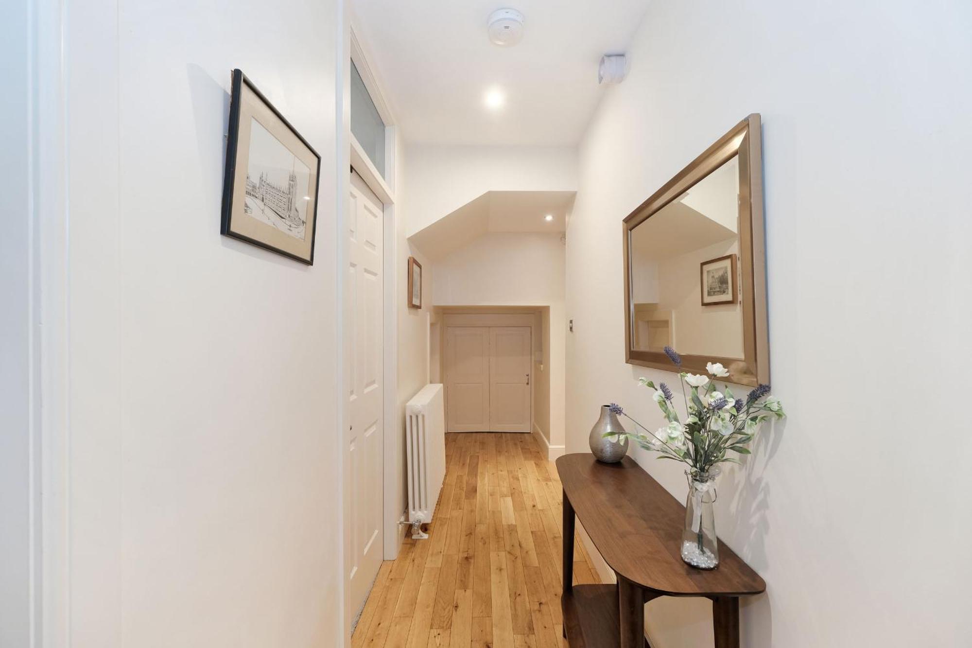 One Of A Kind Historic 3 Bedroom Apartment Aberdeen Ngoại thất bức ảnh